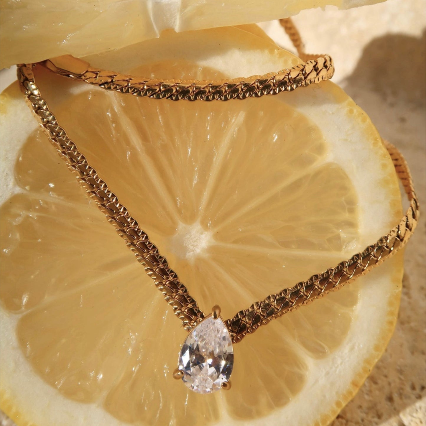 Luminé Necklace